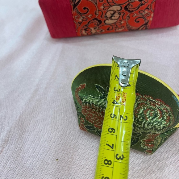 Elegant Red and Green Floral Women Bag Set - Picture 10 of 10